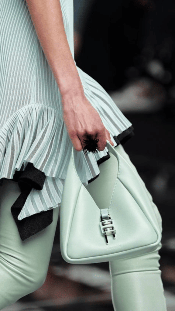 givenchy-tendance-couleurs-pastels-2023